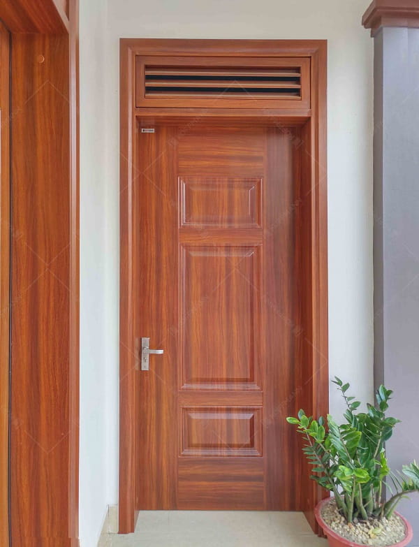 So sánh cửa thép vân gỗ với cửa nhôm kính?